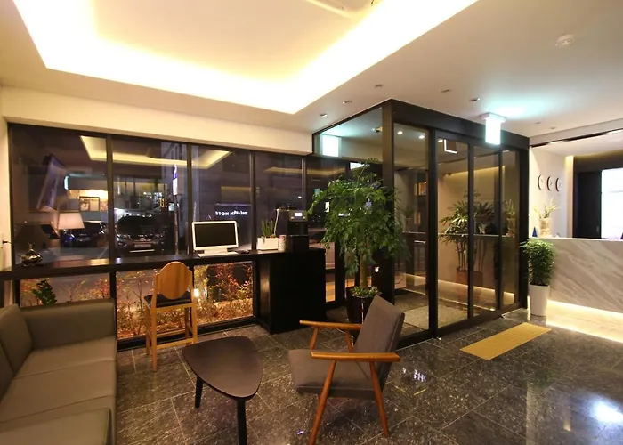 2heaven Hotel *